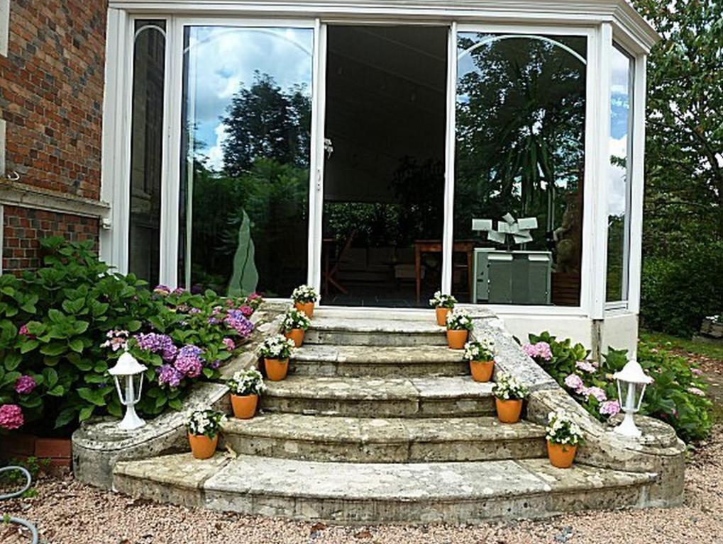 Chambres D'Hotes Du Haras De Coddes Cercy-la-Tour Exteriör bild