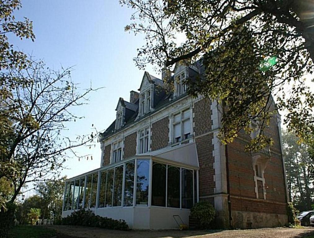 Chambres D'Hotes Du Haras De Coddes Cercy-la-Tour Exteriör bild